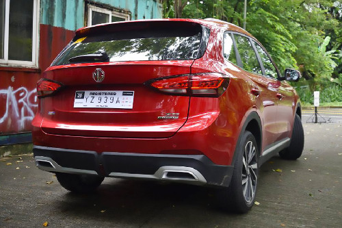 MG ZS rear cross view