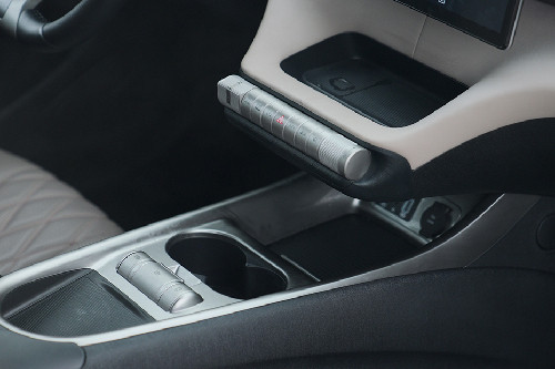 BYD Dolphin center consle