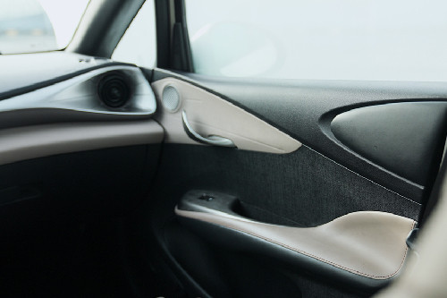 BYD Dolphin door handle interior