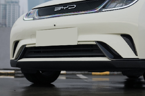 BYD Dolphin grille view