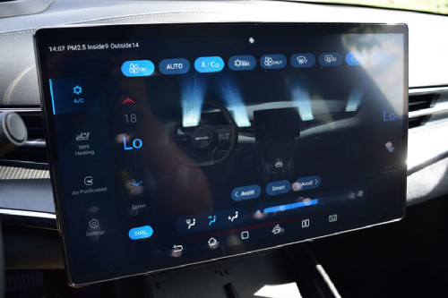 BYD Seal touch screen
