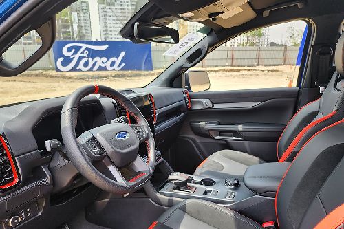 Ford Ranger Raptor dashboard view